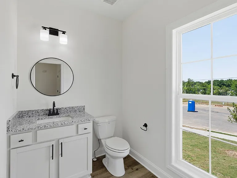 408 Legions Ct — Photo 8
