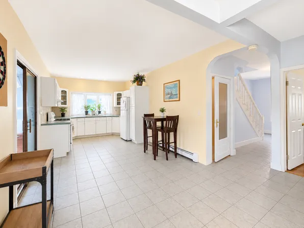 20A Main St #3, Somerville, MA 02145