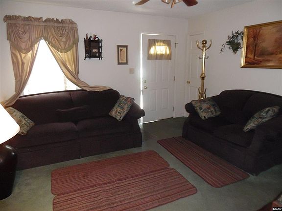 5th image of 801 E Vine St