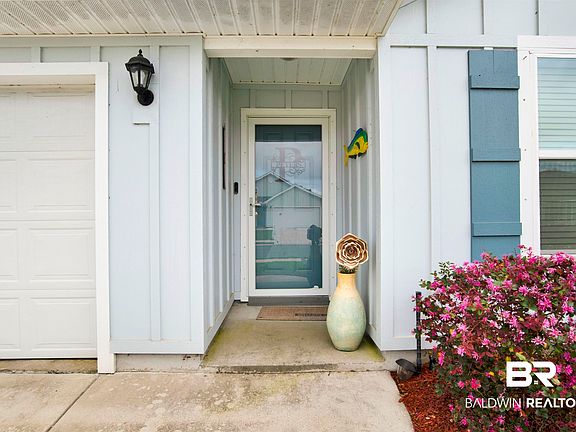 4th image of 22348 Aleutian Ave