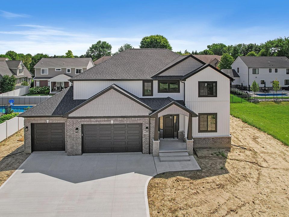 1st image of 39054 Casimira Ave