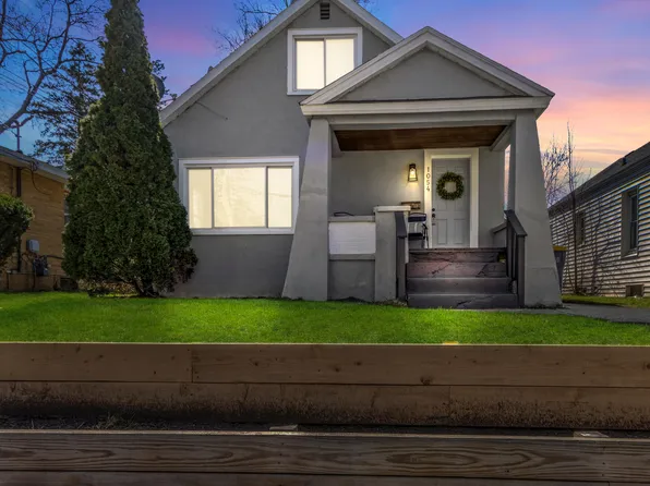 1054 Dickinson St SE, Grand Rapids, MI 49507