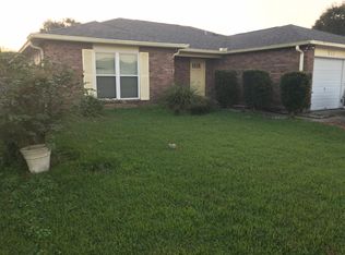 917 Fairfax Dr, Gretna, LA 70056