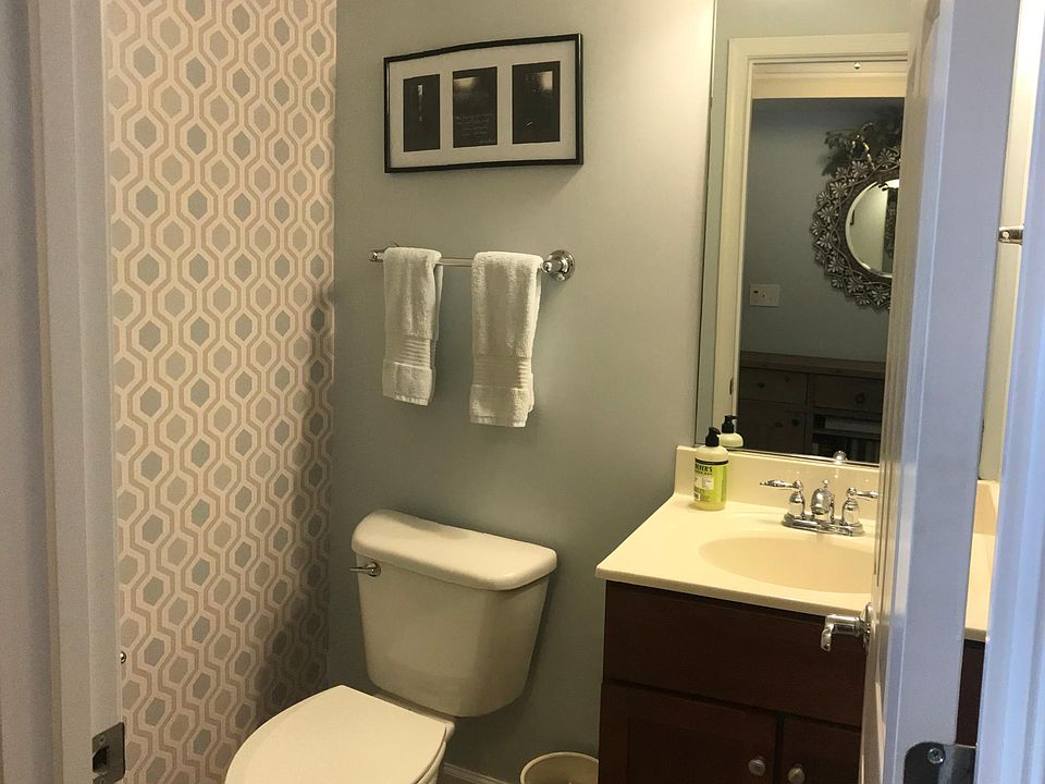 Half Bathroom - Ground Floor