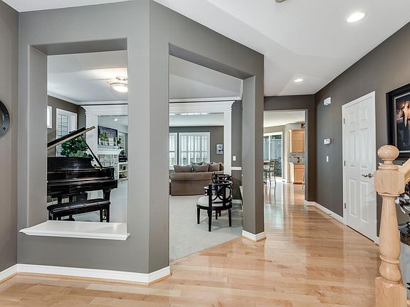 5th image of 27409 SE 8th Pl