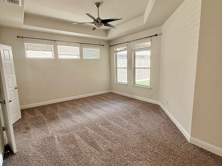 704 Boardwalk Way — Photo 14