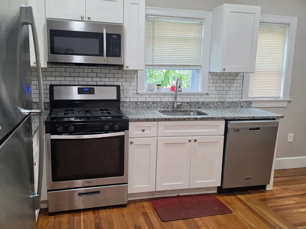 15 Laurel Rd, Milton, MA 02186