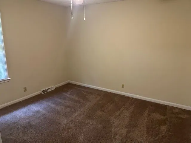 1273 Slayden Cir — Photo 10