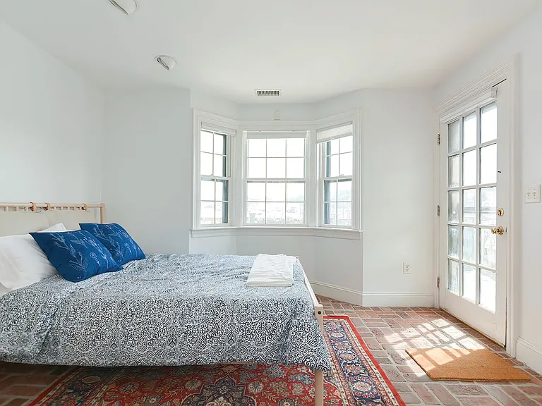 37 Rocky Neck Ave #A — Photo 41