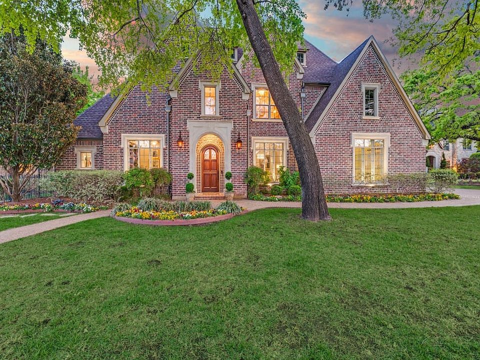 1st image of 701 Regency Ct