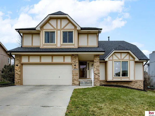 16023 Parker St, Omaha, NE 68118