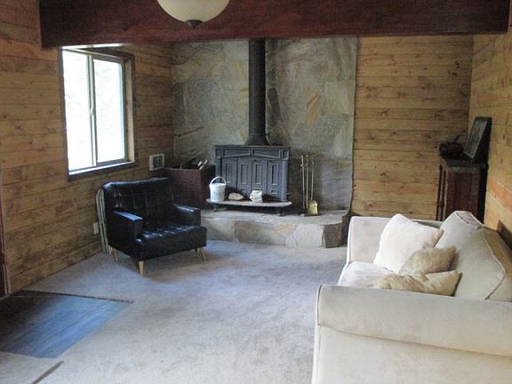 3rd image of 3500 N Pinehaven Dr