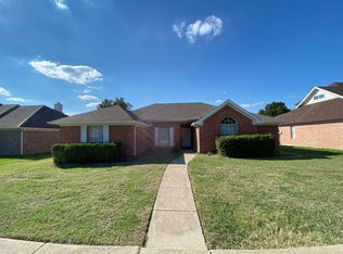 1717 Pecan View Dr, Garland, TX 75040