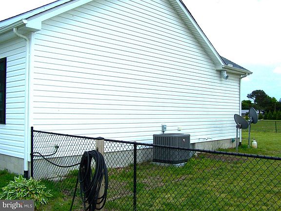 4th image of 12629 Selby Rd