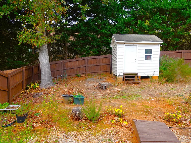 115 Roberts Hill Dr — Photo 33