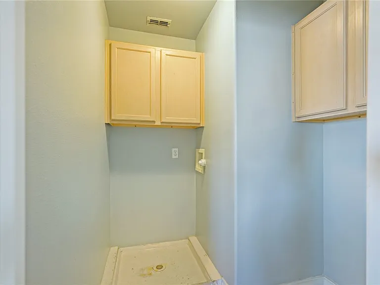 15410 Grass Cay Ct — Photo 39