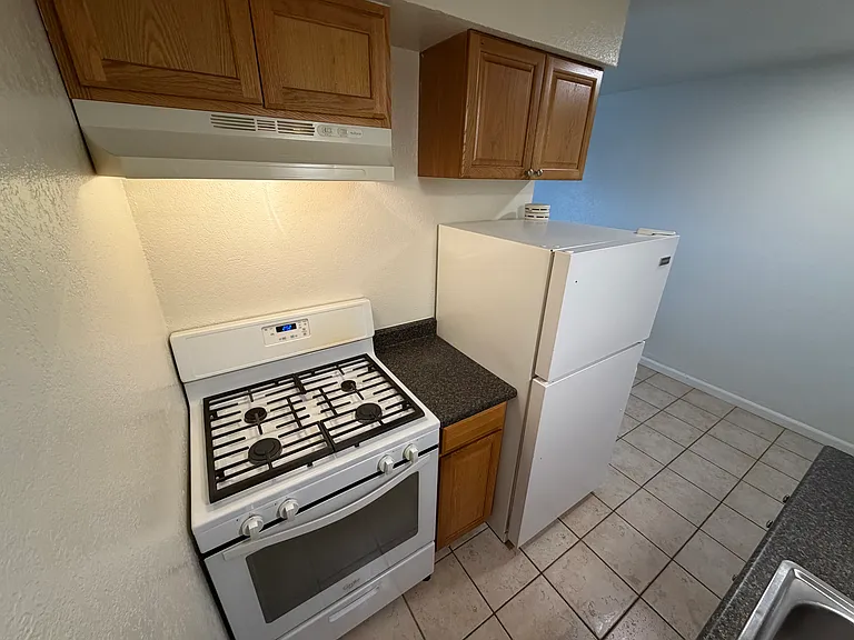3640 Pioneer Trl #E — Photo 6