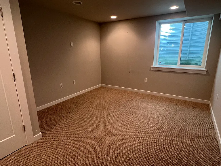 2133 Mountain St — Photo 26