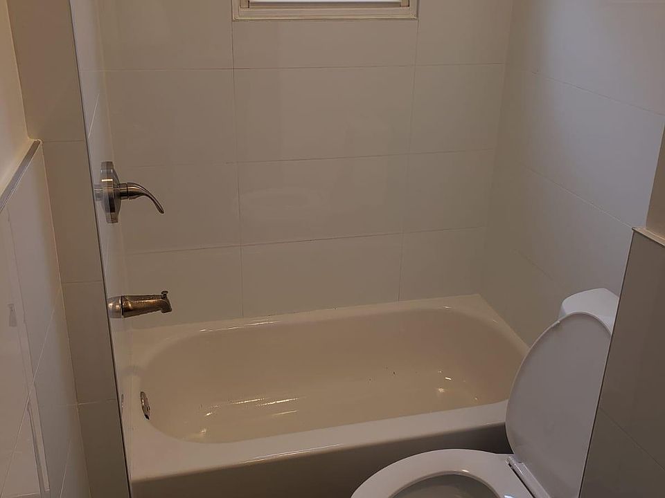 2nd image of 359 N 10th St #2