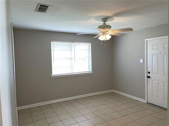 5th image of 4741 Viola St