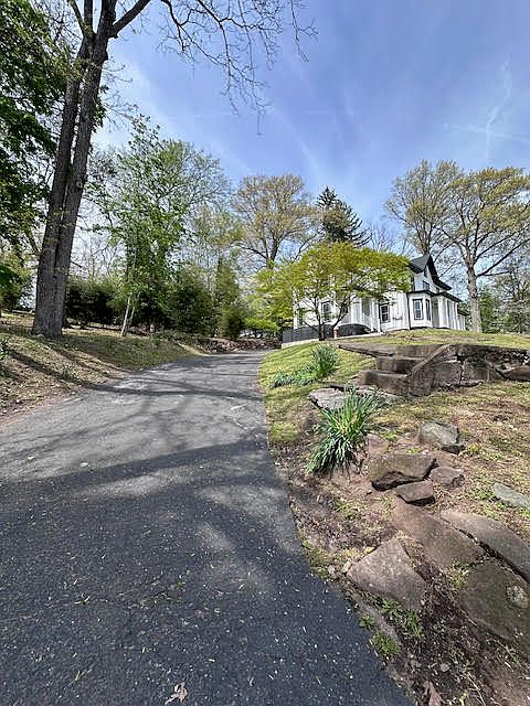 1st image of 231 Wierimus Rd #N