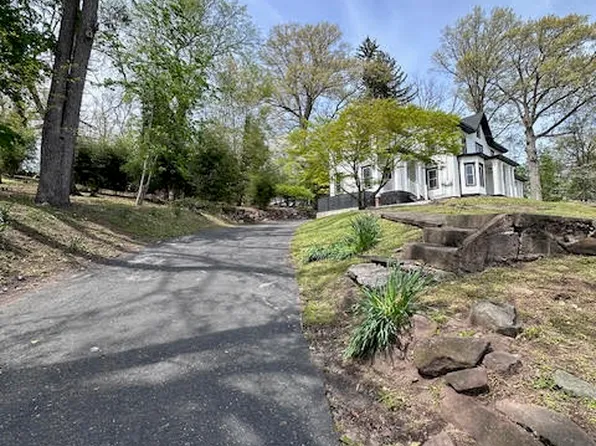 231 Wierimus Rd #N, Hillsdale, NJ 07642