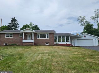 121 Hollen Rd, Tyrone, PA 16686