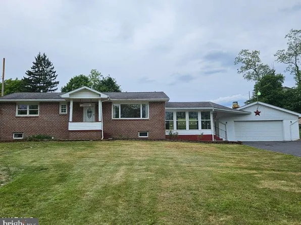 121 Hollen Rd, Tyrone, PA 16686