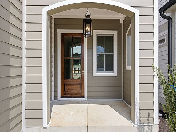 2nd image of 6332B Columbia Ave