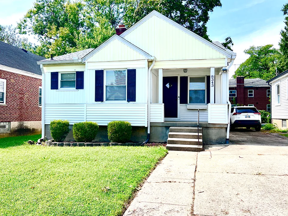 8343 Roland Ave