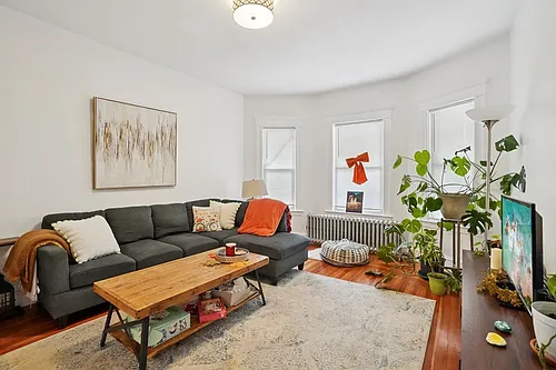 39 Champney St #1 Photo 1