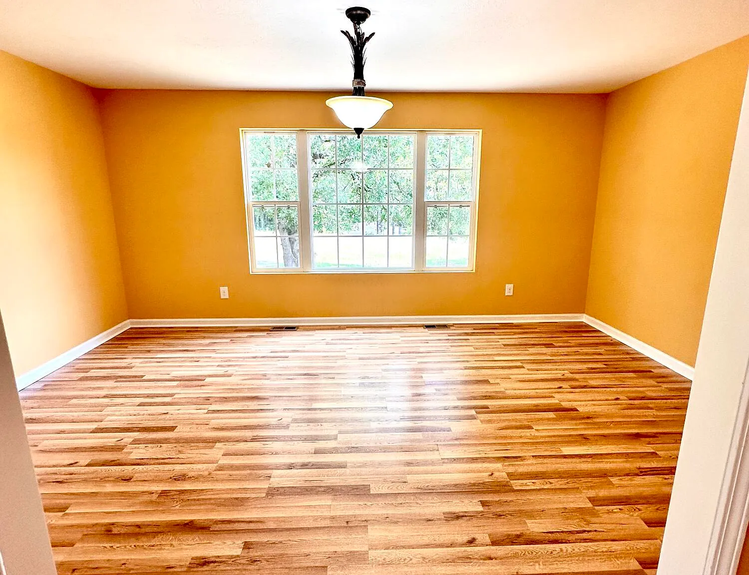 3495 Byron Place - 1 — Photo 4
