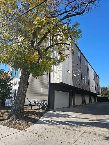 2139 Mail Ave #101 Photo 1