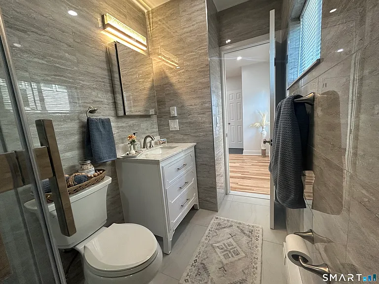 198 Montauk Ave #2 — Photo 8
