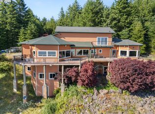 99075 McVay Creek Rd, Brookings, OR 97415