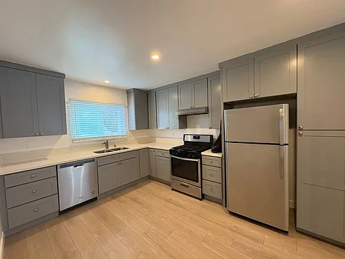 445 Rose Ave Photo 1
