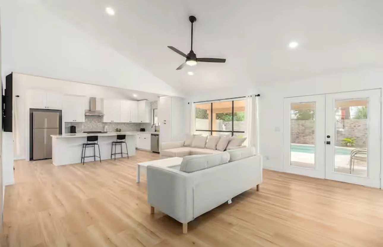 4 bed, 1946 sqft, $3,000 — Photo 4