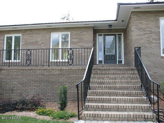 3rd image of 4423 Woodbrook Dr