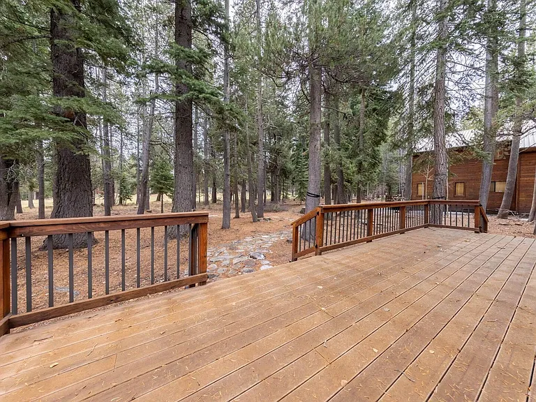 12151 Snowpeak Way — Photo 5