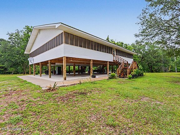 2nd image of 4219 Merrill Rd