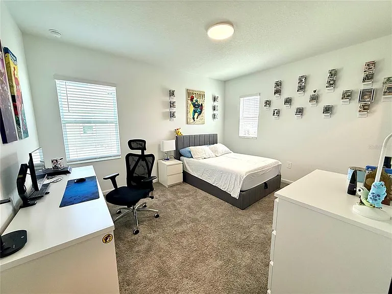 2970 Armstrong Ave — Photo 46