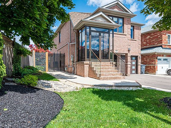 2nd image of 4 Silverbell Ct