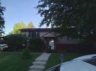 1380 Goodrich Dr, Lander, WY 82520