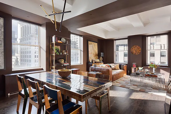 Sold by Compass | media 7