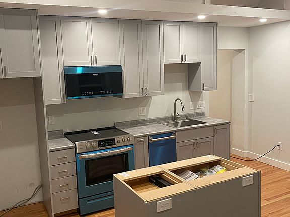 2nd image of 61 Terrace St #B