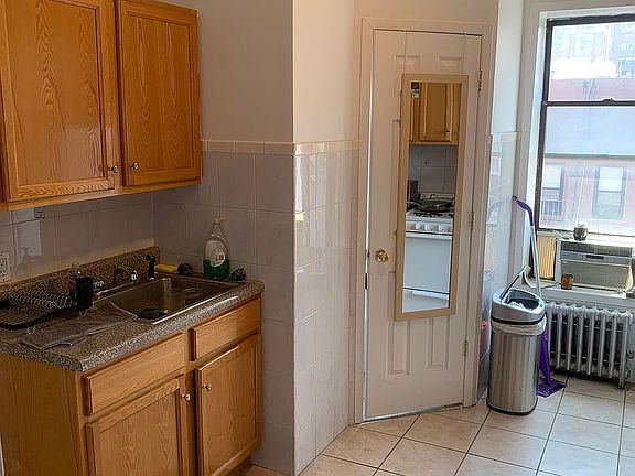 3rd image of 345 E 83rd St APT 29