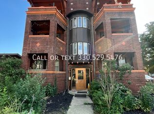 798 W Market St APT 2, Akron, OH 44303