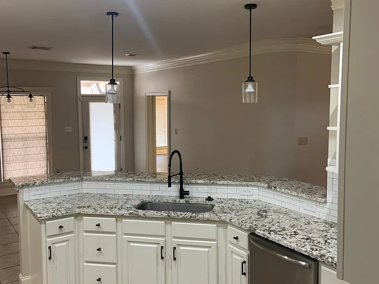 104 Pinnacle Dr — Photo 6