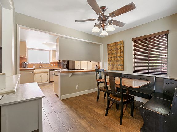 5th image of 3023 W Beech Ave