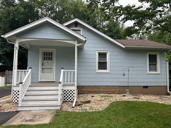 15 Wellington Ave